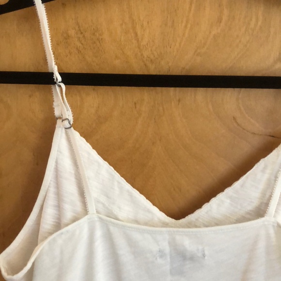 Embroidered cream tank top - Picture 4 of 4